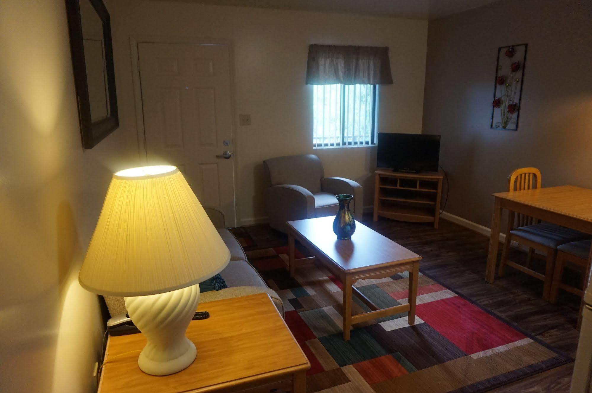 Affordable Suites カナポリス エクステリア 写真